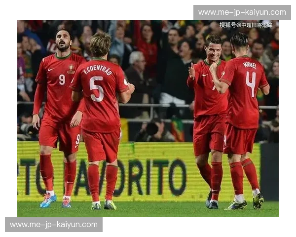 绿茵场上的较量：美国队与洪都拉斯队，不止是足球的比拼